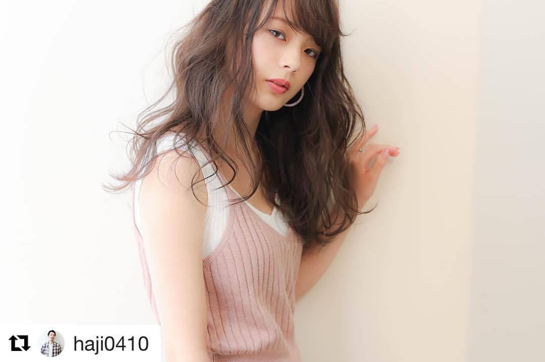 アリミノ福岡営業所 Repost Haji0410 Get Repost 重めロング フンワリ動くように 束感カット Votan カラー 髪型 髪色 Hair ロングヘア 福岡美容室 天神美容室 大名美容室 グラデーションカラー ハイライトカラー 撮影 アドミオ アドミオカラー 前髪
