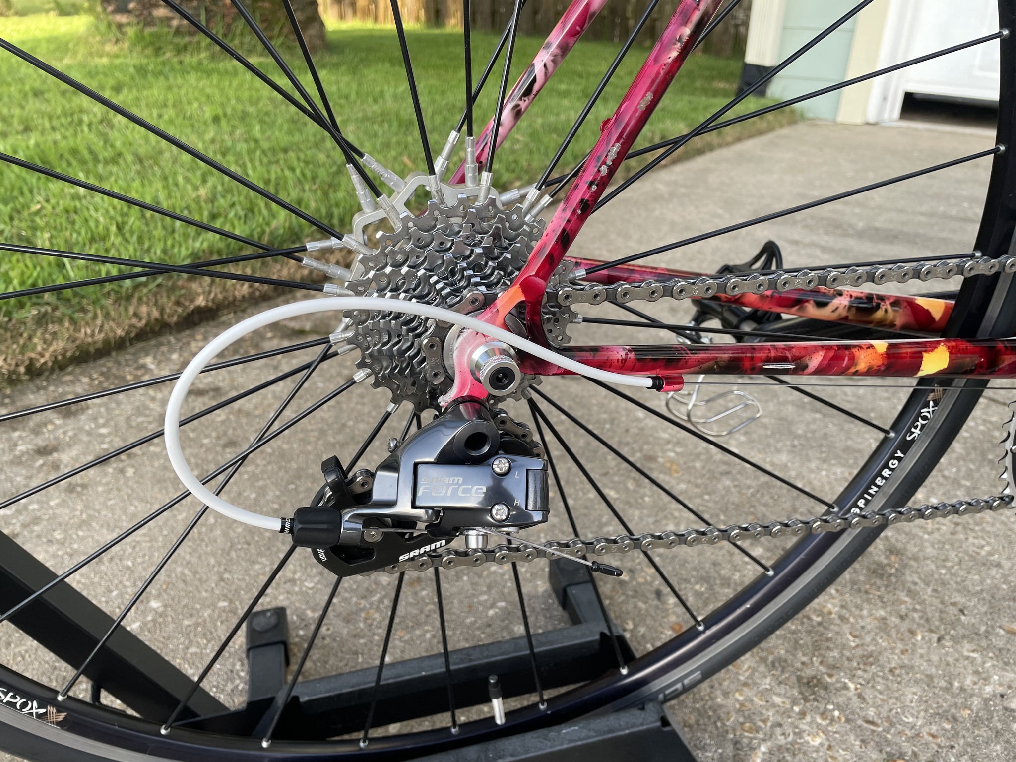 SHARK BURN Custom Classic Drive Landshark Road Shark steel frame restomod bike build