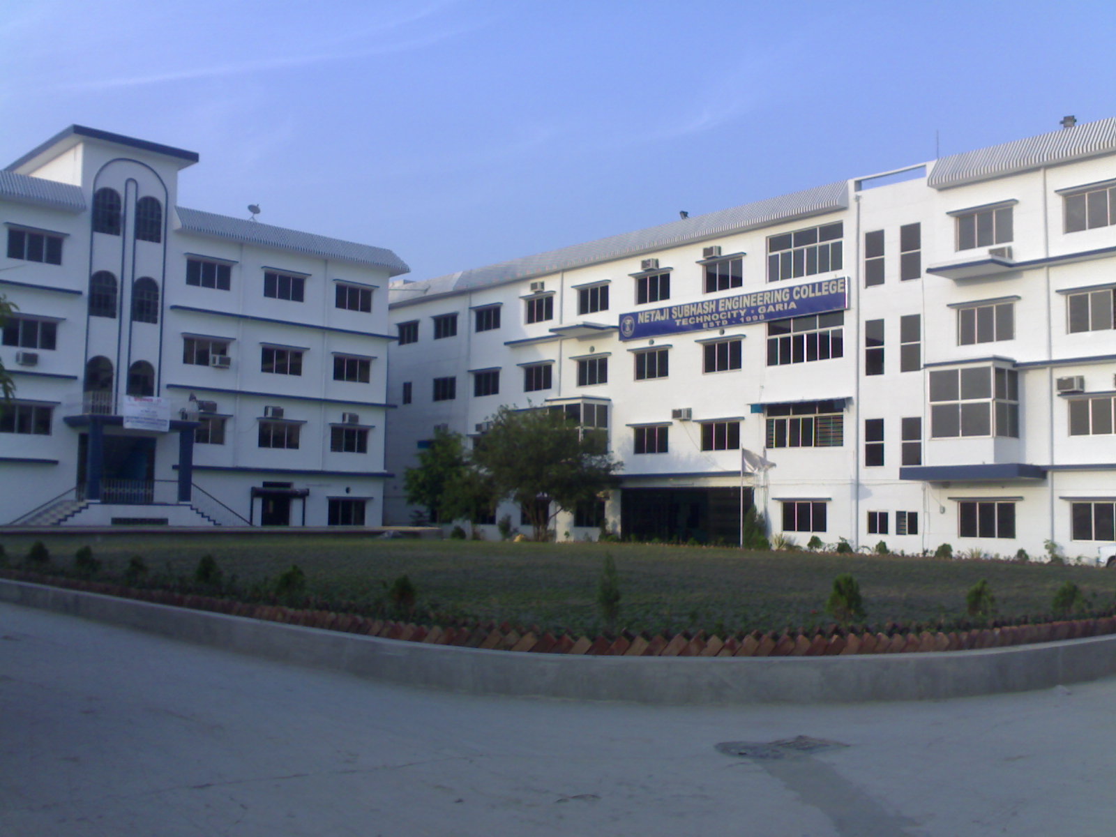 Netaji Subhas Engineering College
