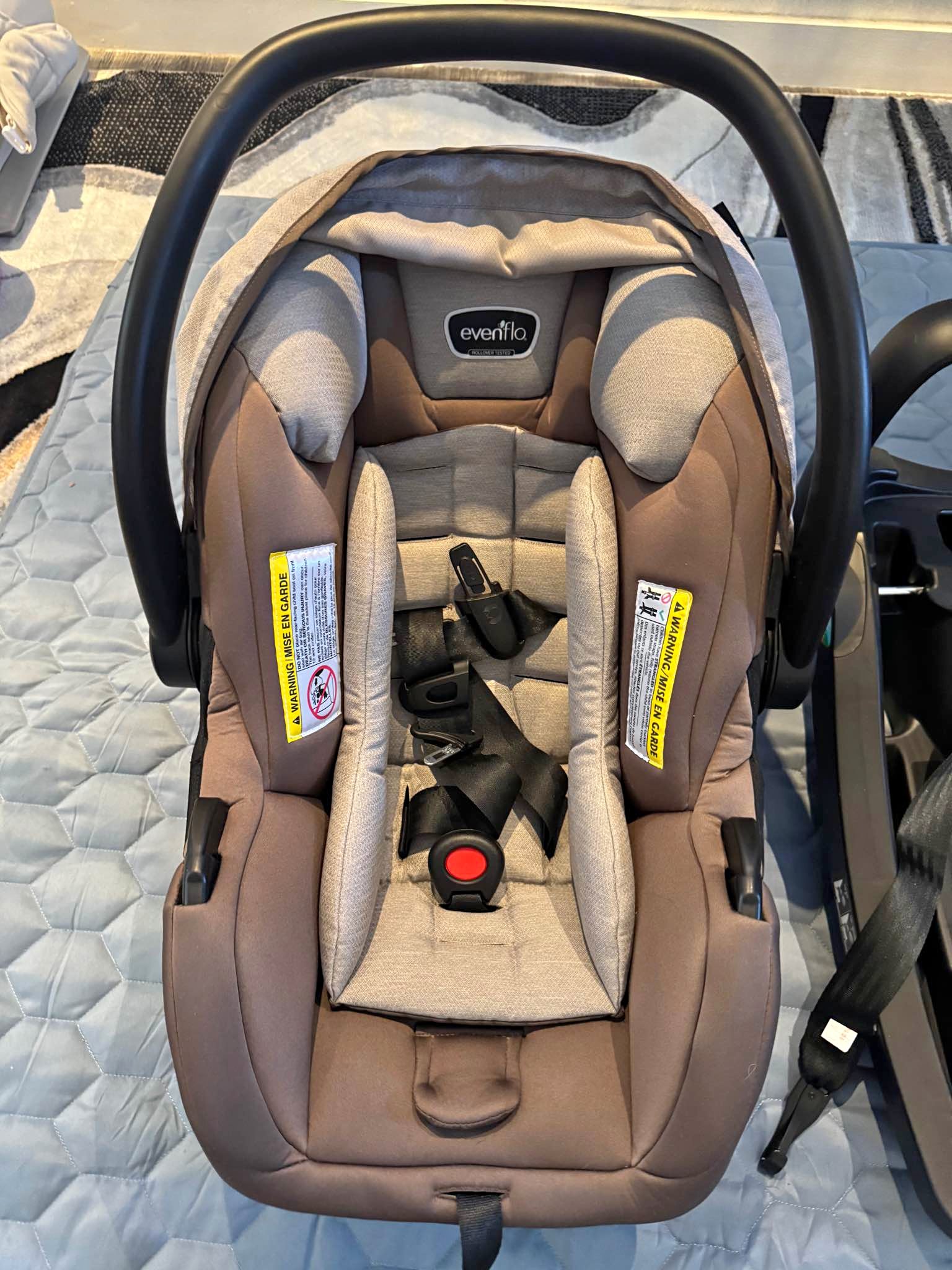 uppababy minu carrycot From Birth Kit Matte finish Rogers to Bugaboos — Color:Black Lightning Experience the benefits of