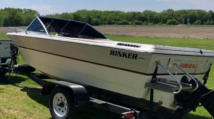 Rinker V-190 Deck Boat with trailer (needs nothing) - Boats - Bradley ...