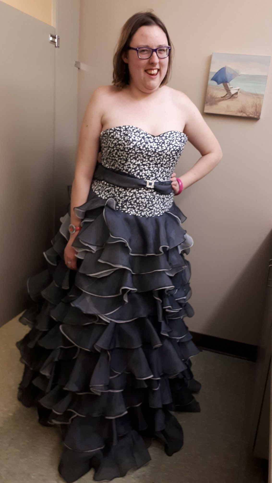 sample formal dress 124. Small $60 formal green dress