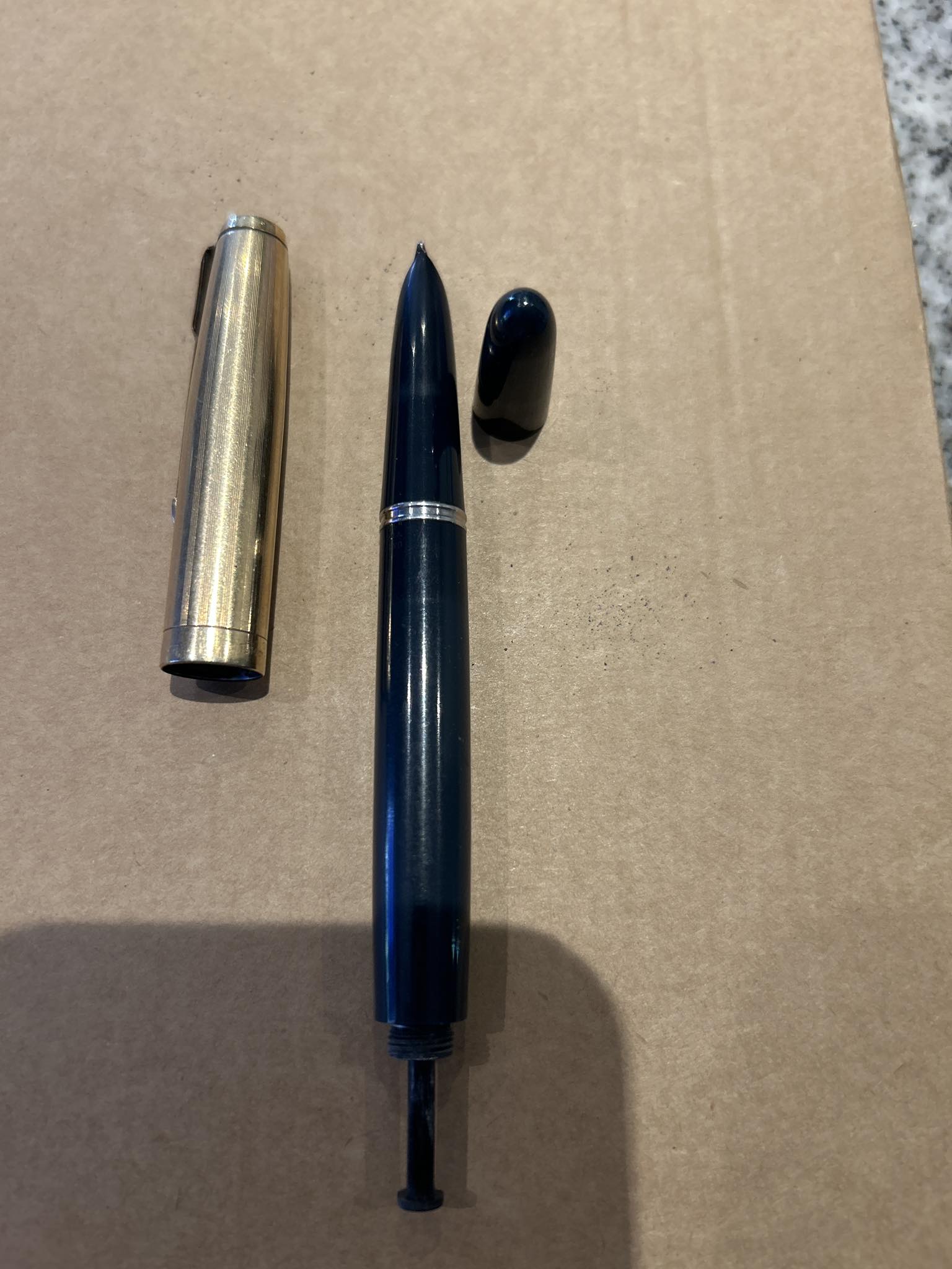 Who can restore a Parker 51 Vacumatic fountain pen?