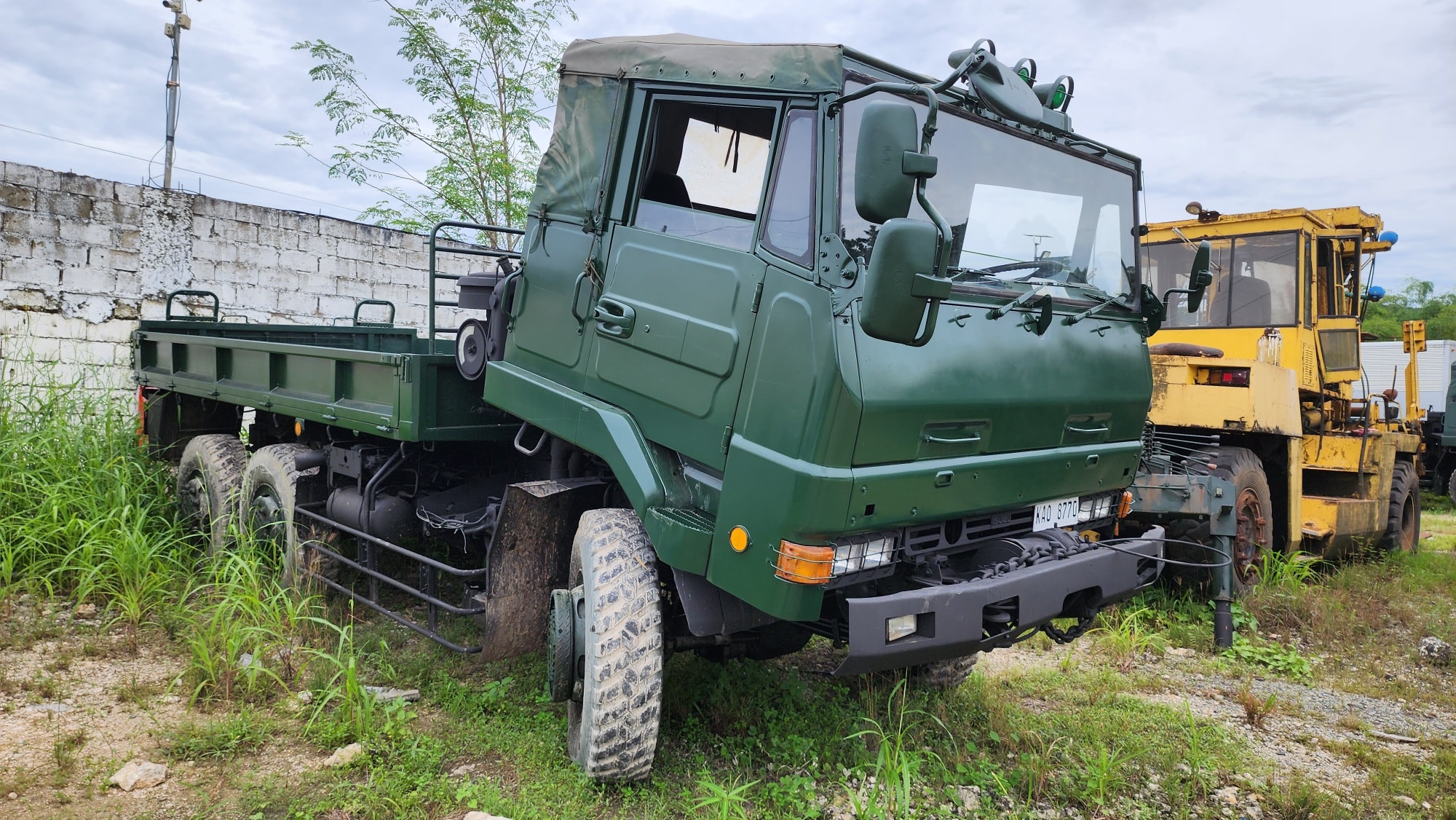 Japan Surplus Kumong kumong Military Truck 6W and 10W With winch and ...