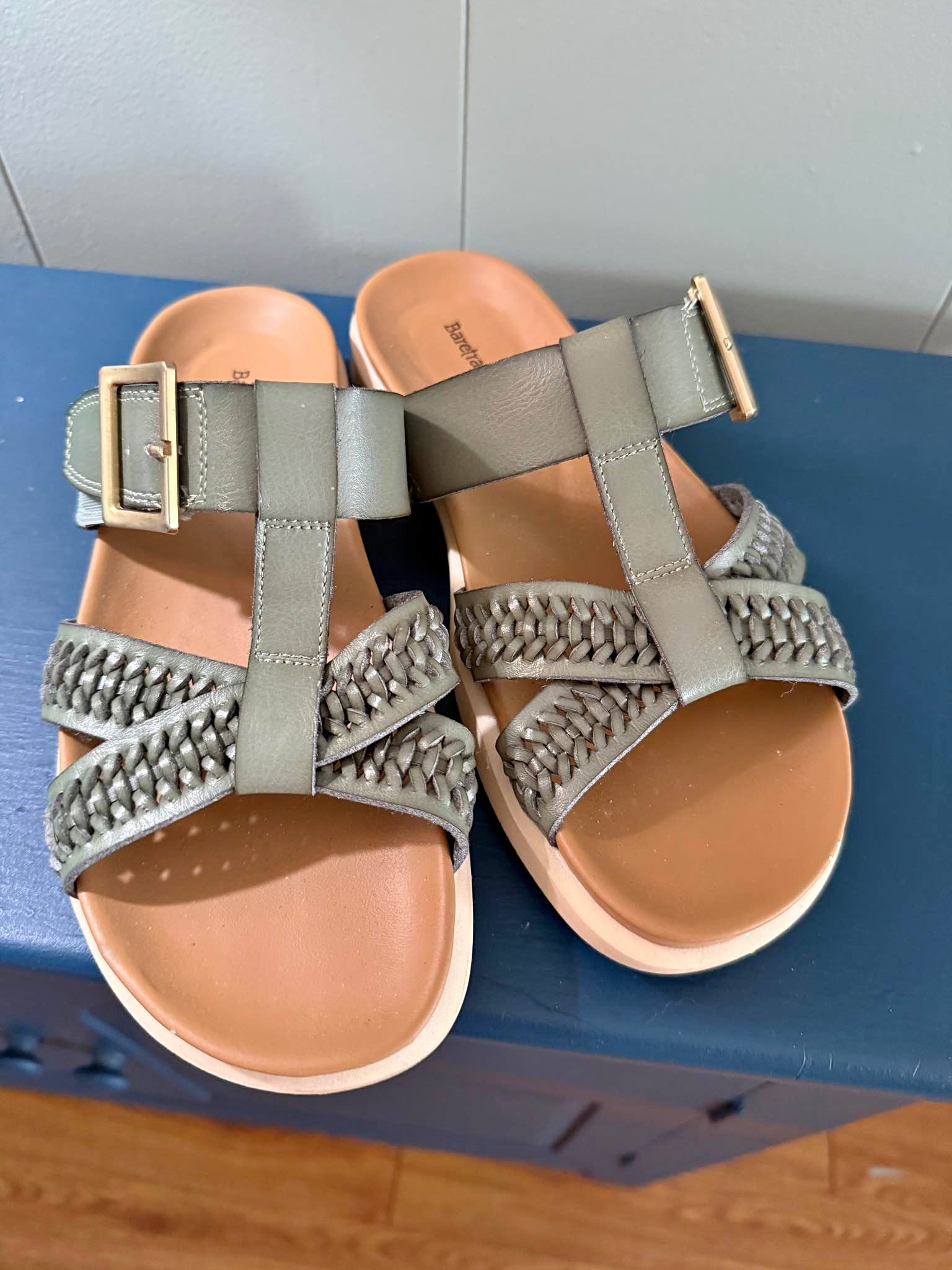 Baretraps Emmery Green Sandals Size 8M - Sandals & Flip Flops ...