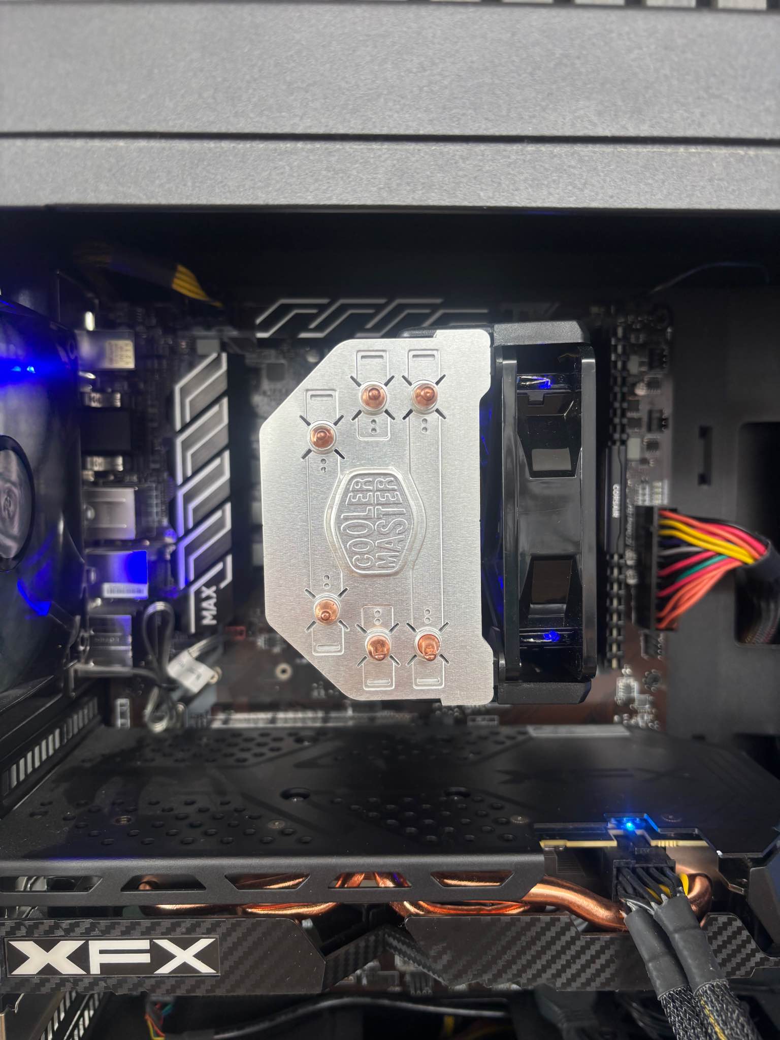 Custom built gaming Pc + Monitor - Desktop Computers - Burnie, Tasmania ...