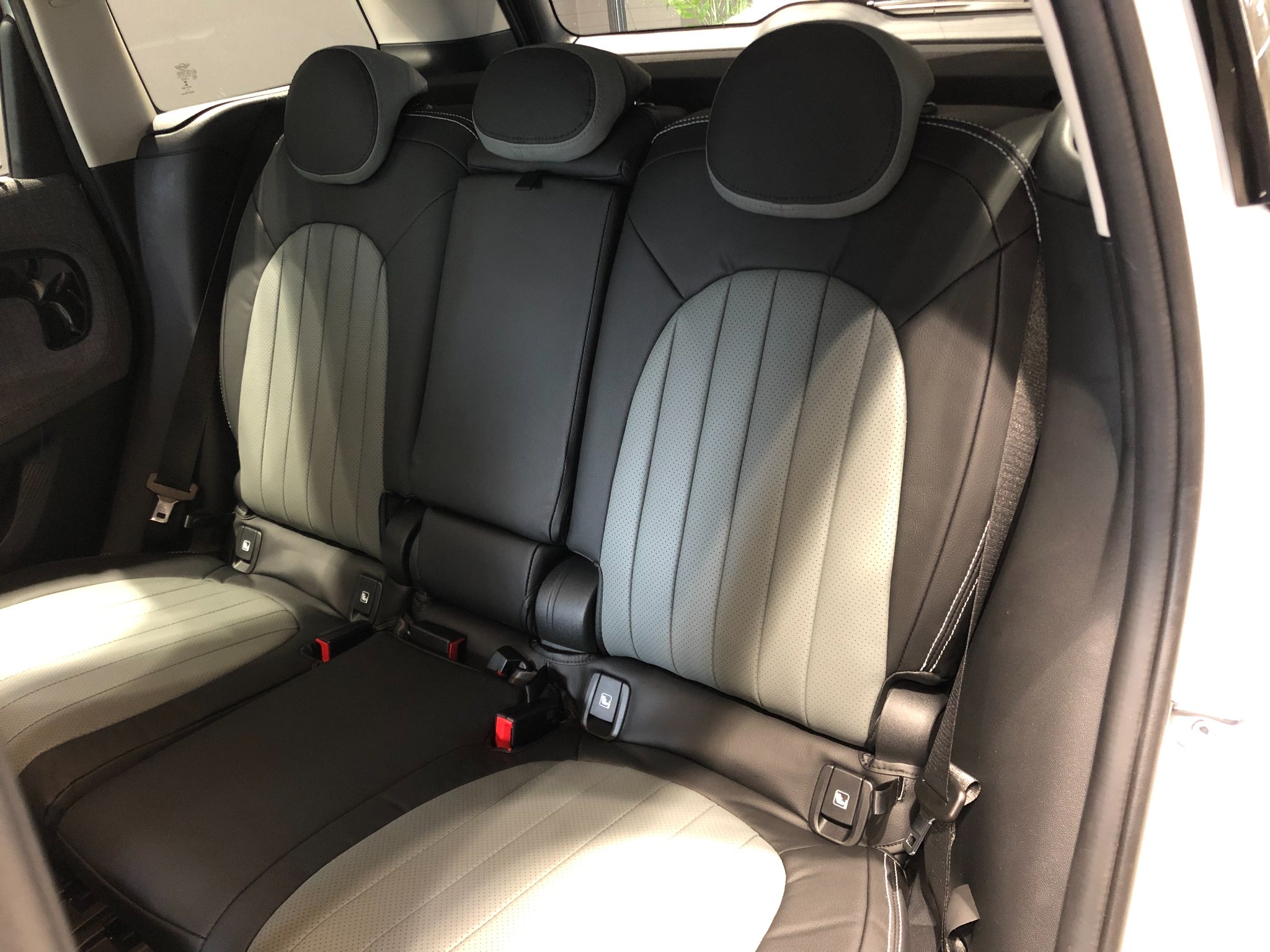?シートカバー装着事例? F60 cooper パークレーンユニオンジャック 