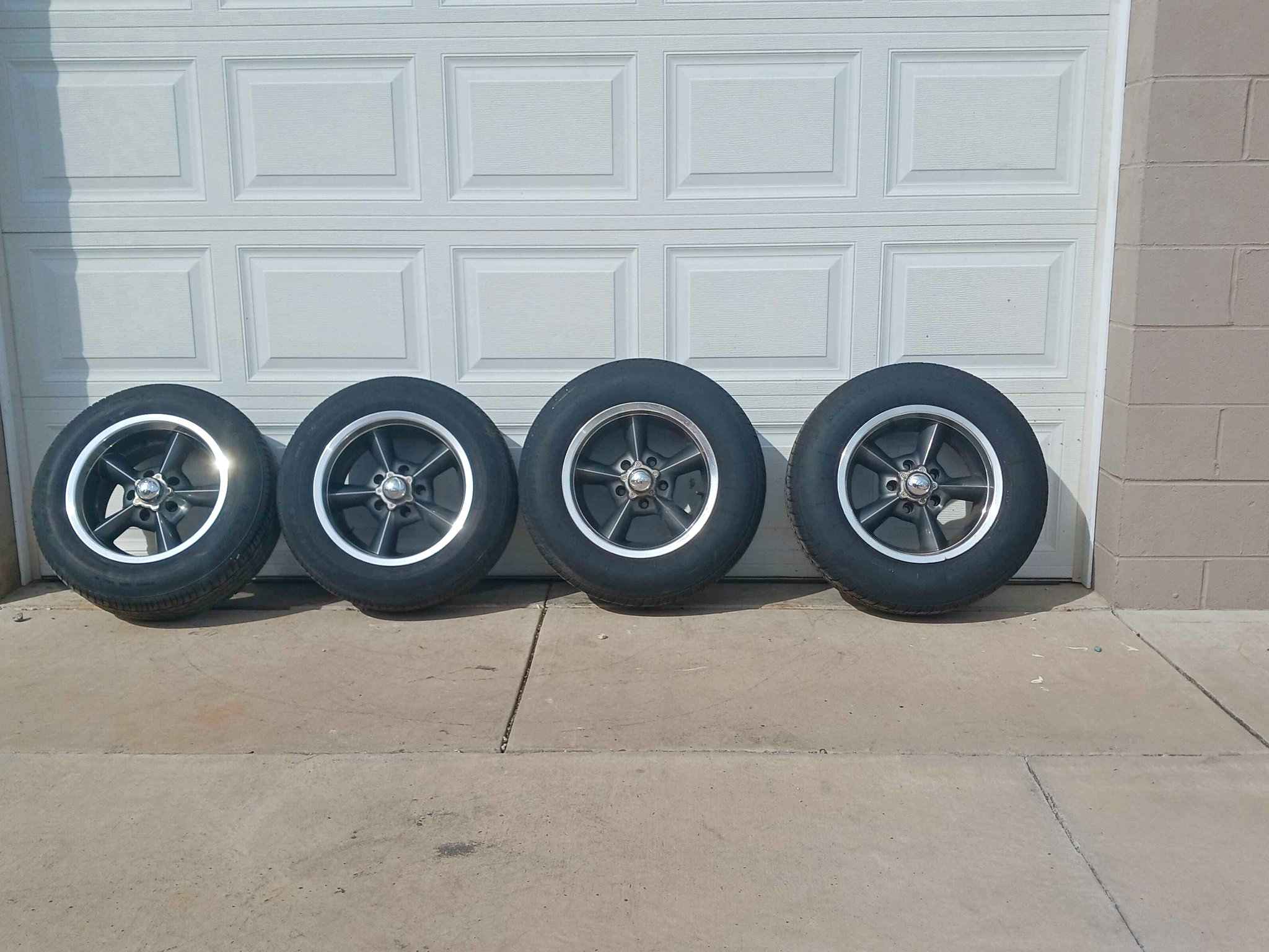 Used set of mag wheels 15x8 w tires - Car Wheels, Tires & Parts - Sandy ...