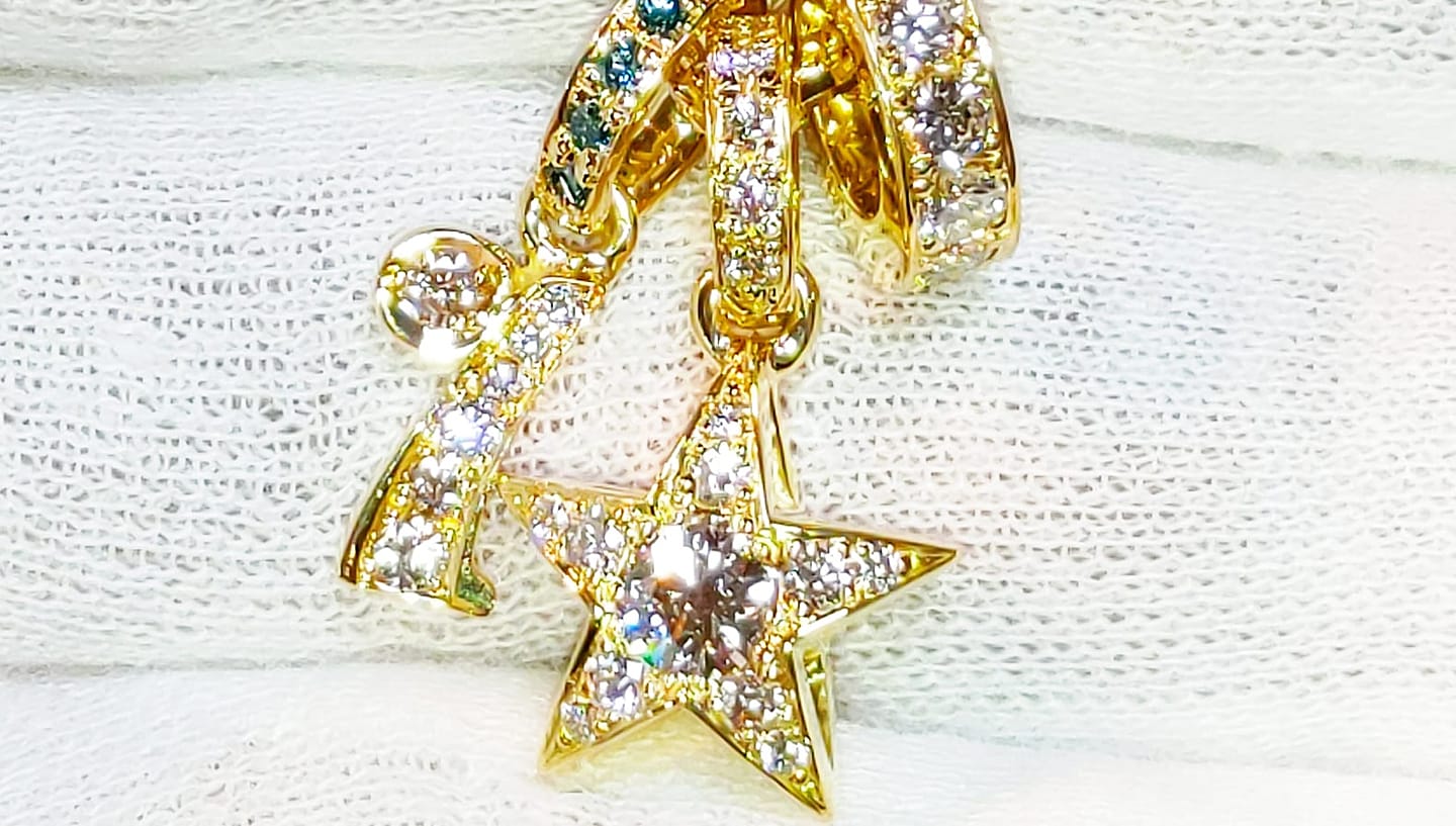 K18 アイボリータワースターダイヤモンド ペンダント1カラット10g