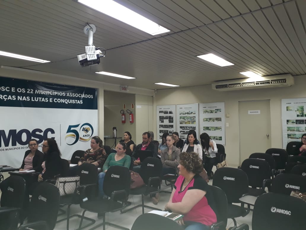 A AMOSC lançou esta semana o novo Sistema Escola Web aos municípios ...