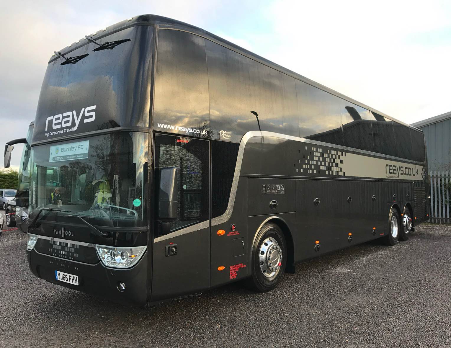 Bus & Coach Trader | WANTED VIP Team Coach must be Euro 6 cash waiting ...