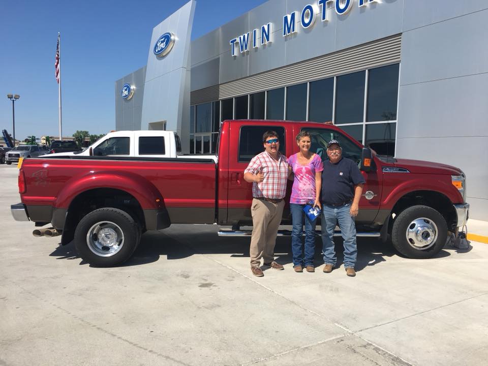 Congratulations to Joe and Pam... - Twin Motors Ford Inc