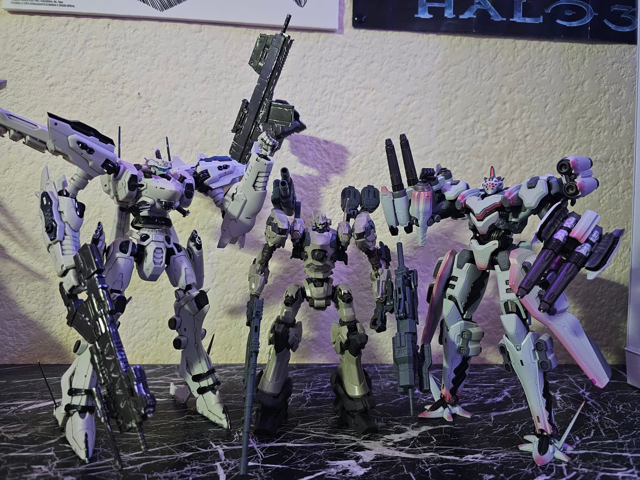 What is the scale of Armored Core models and in-game units?