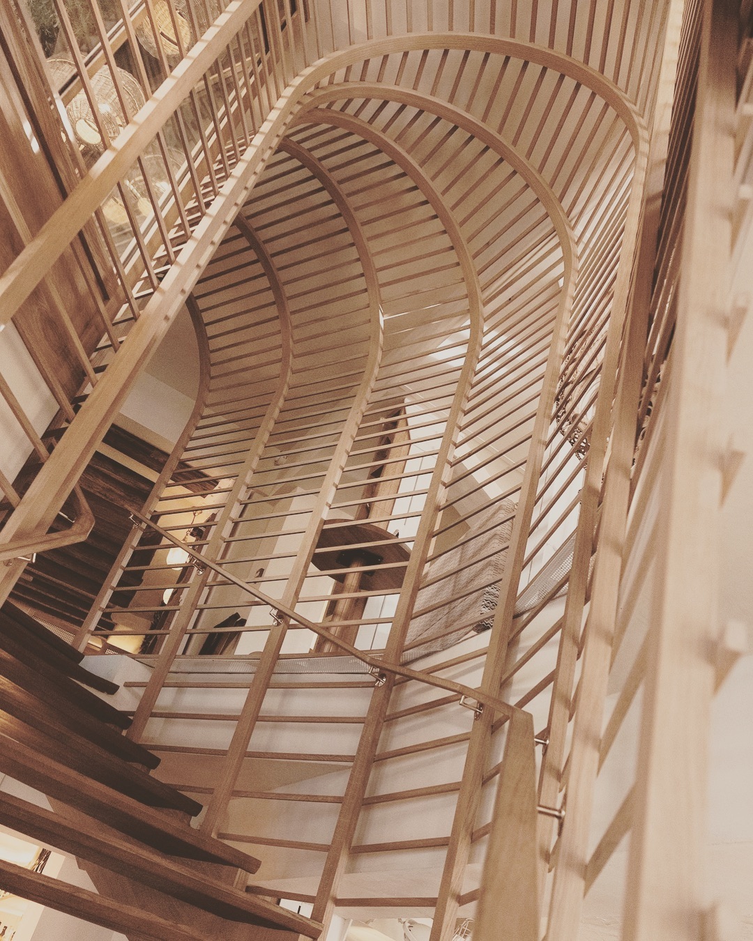 Christophe BRO (Agence) - @nelsons.paris #newbar #designer # ...