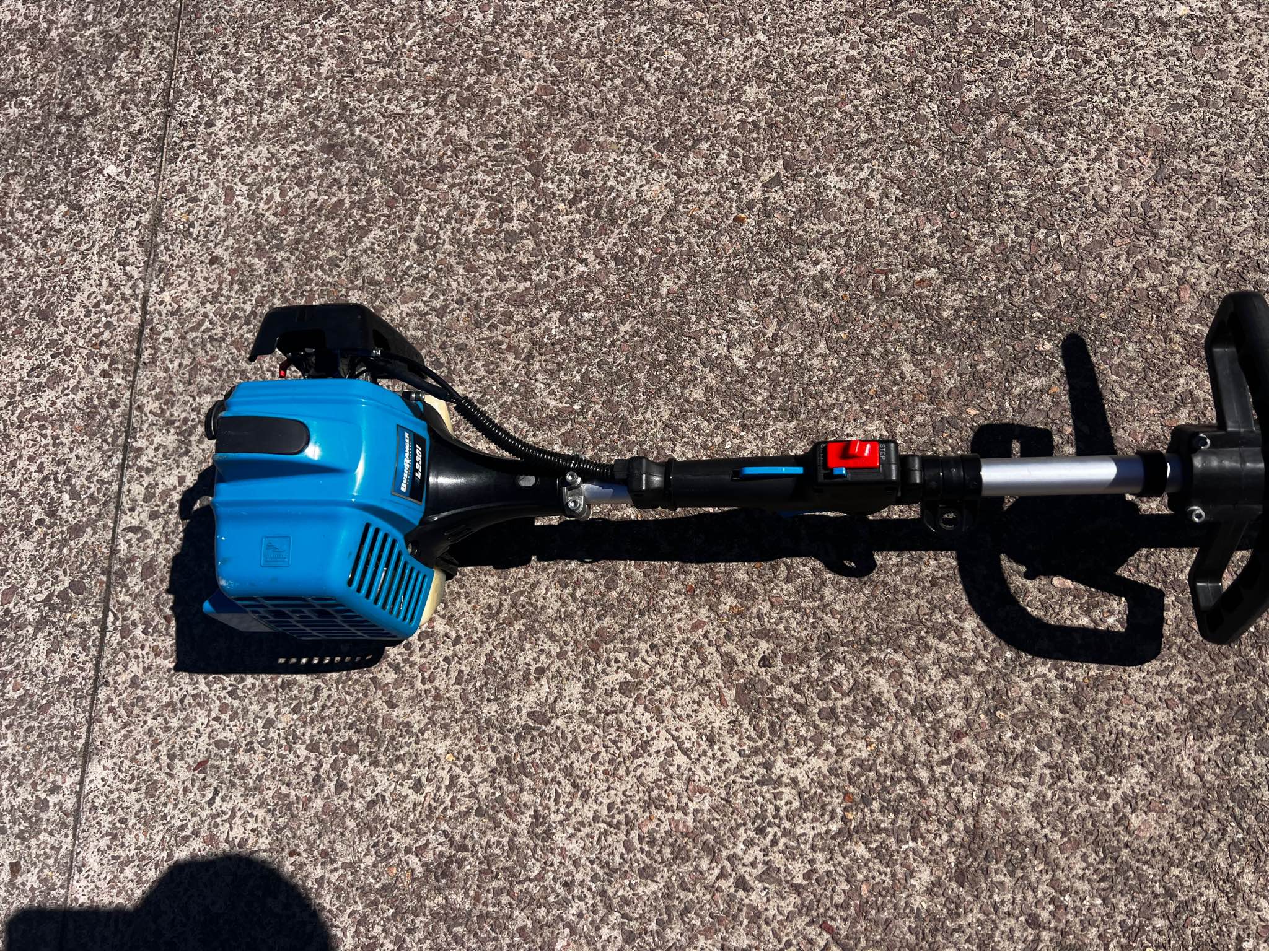 FOR SALE BUSHRANGER Whipper Snipper L2301 - Edgers - Bobs Farm, New ...