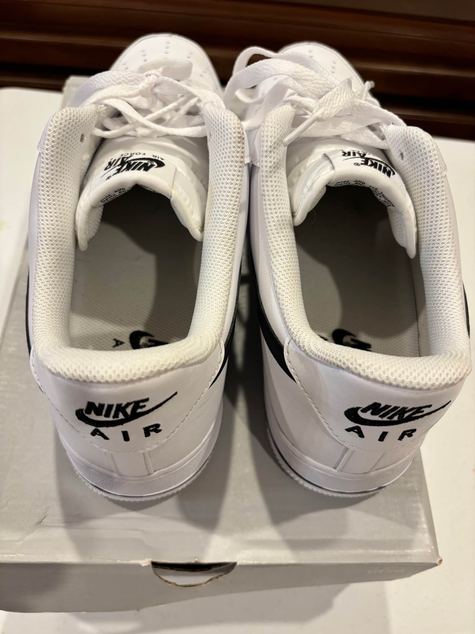 Nike Air Force 1 \