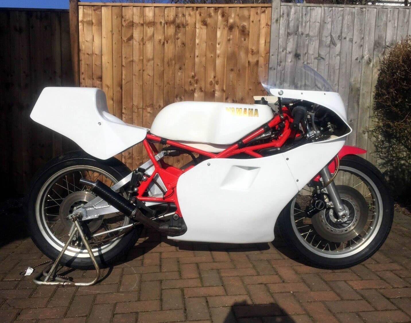Ad: 1984 Yamaha TZ250L with Hummel cylinders - real race bikes