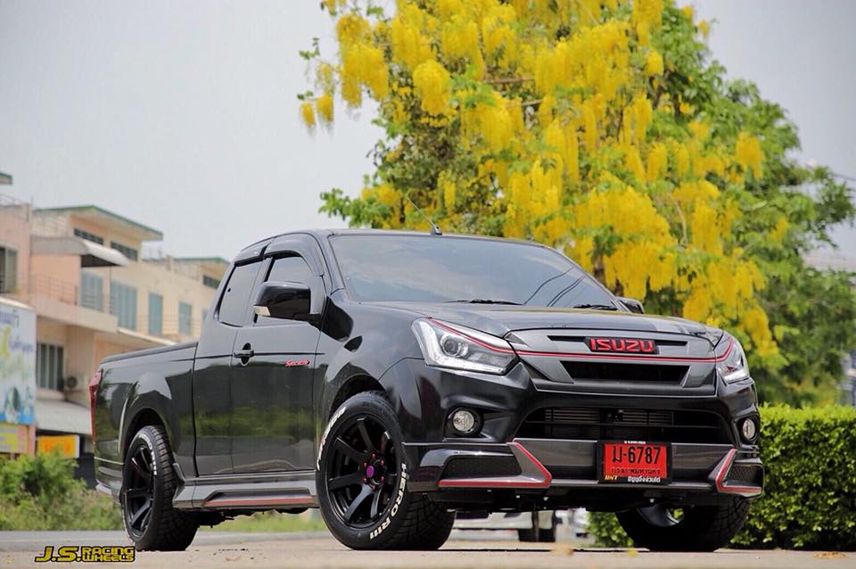 ป้ายเเดงหอมๆ ของดี จบๆ LENSO RTC ขอบ18 + ยาง HERO R111 255/50/18 พร้อม ...