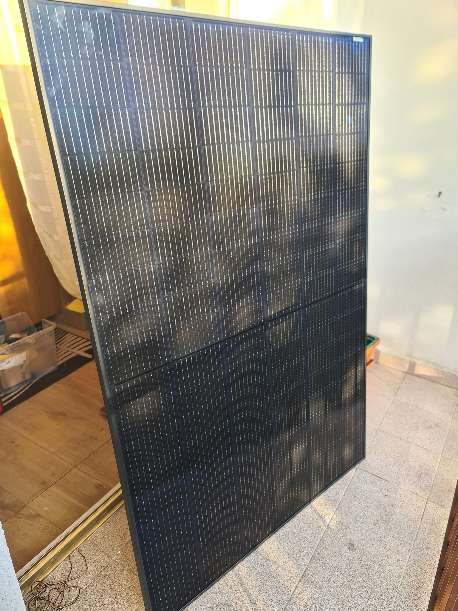 Rizwan - #fblifestyle Solar trackers use sensors, such as the light ...