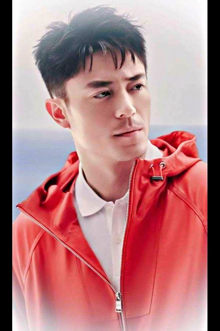 Wallace Huo 霍建华 | Facebook