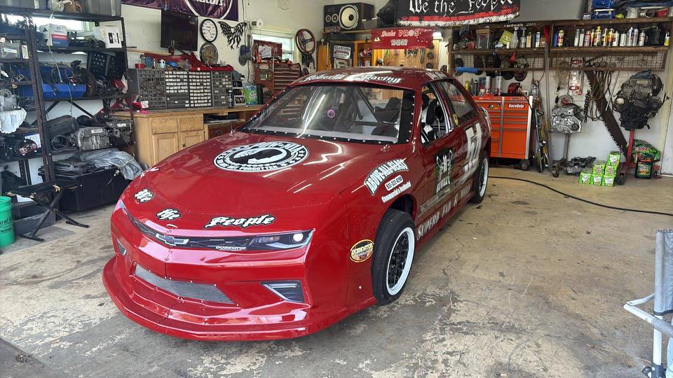 Roberts racing | Facebook