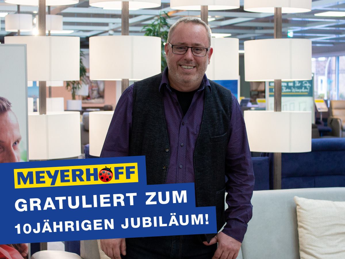 Marc Pawellek, Hausleiter der POLSTERWELT in Bremerhaven, ist seit nunmehr 10 Jahren für das Möbelhaus MEYERHOFF tätig. Durch seine jahrelange Berufserfahrung im Polstermöbel-Einzelhandel wurde Marc Pawellek als Hausleiter der vor 10 Jahren