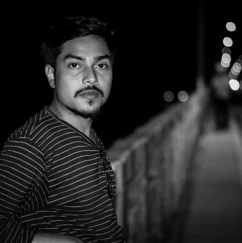 হিমাদ্রি তুষার