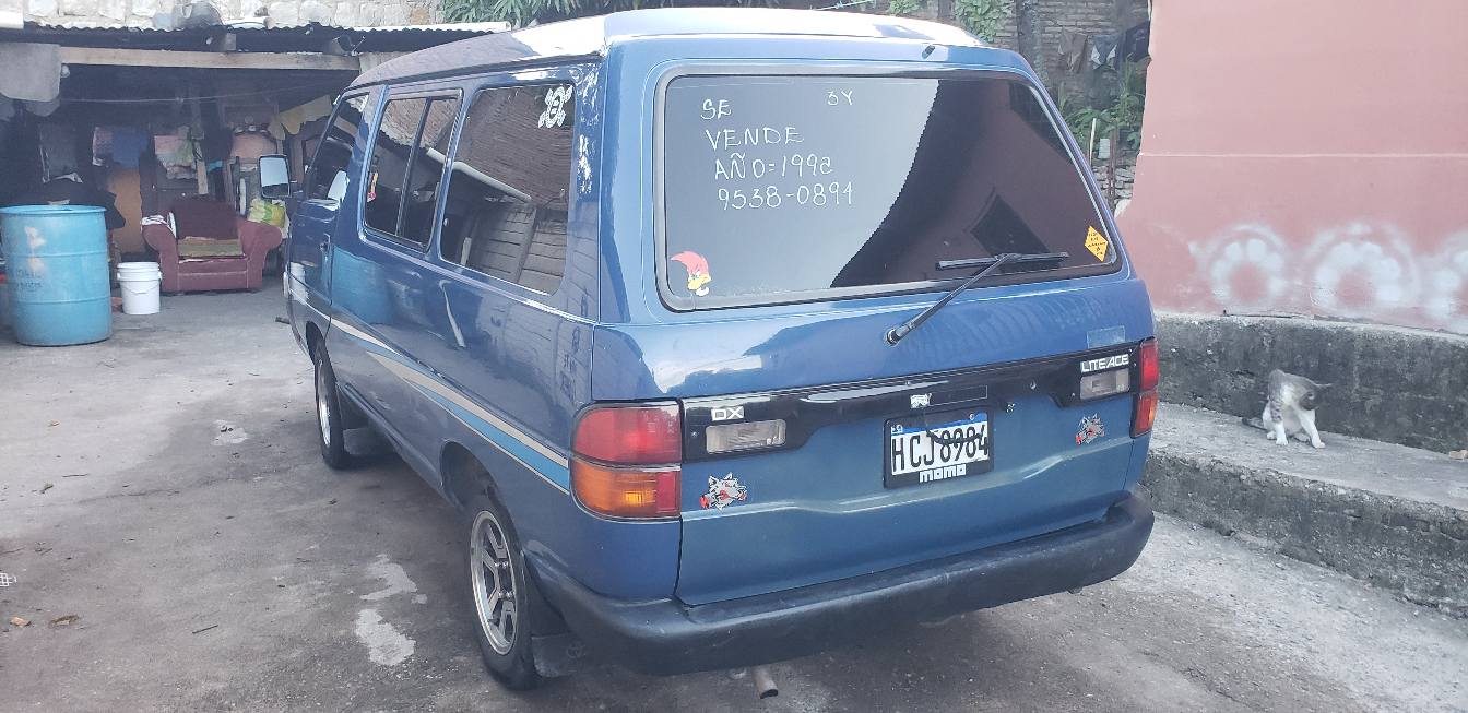 Vendo toyota busito año 92 motor 3y carburador inf.95380894 poco ...