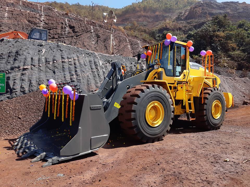 New machine L220H... - Pollutech Engineering - VOLVO Odisha.