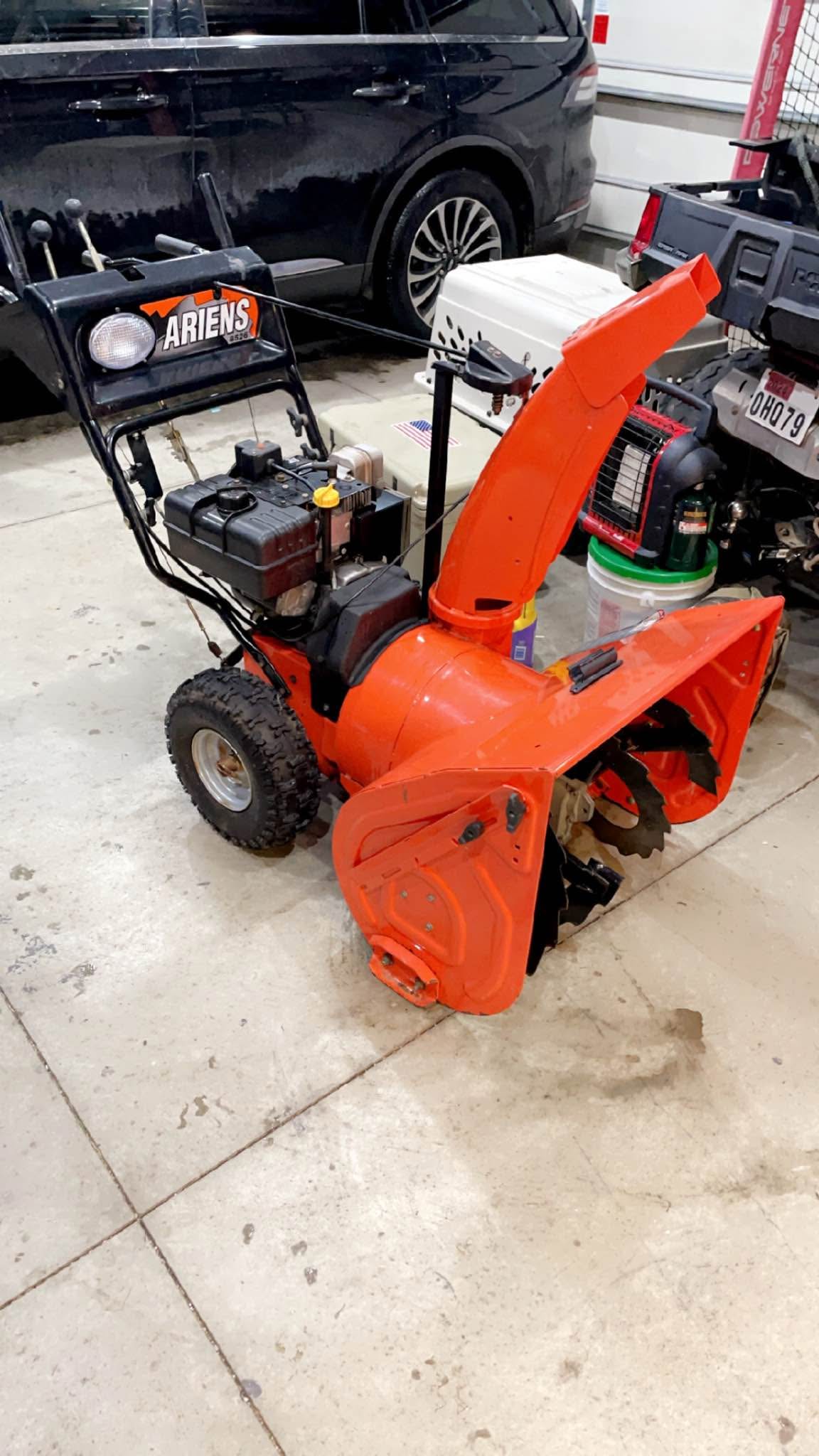 Ariens 8526 Snow Blower
