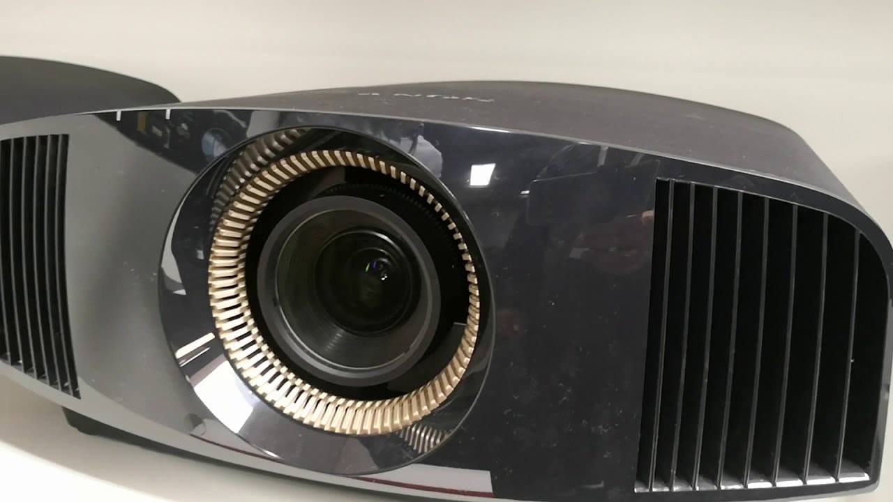 W61 - ใครรอคอย Sony pjt รุ่นใหม่... | Facebook