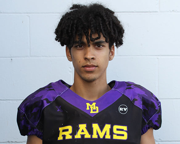 Grade 12 Captain Bronson... - Mount Doug Rams Football