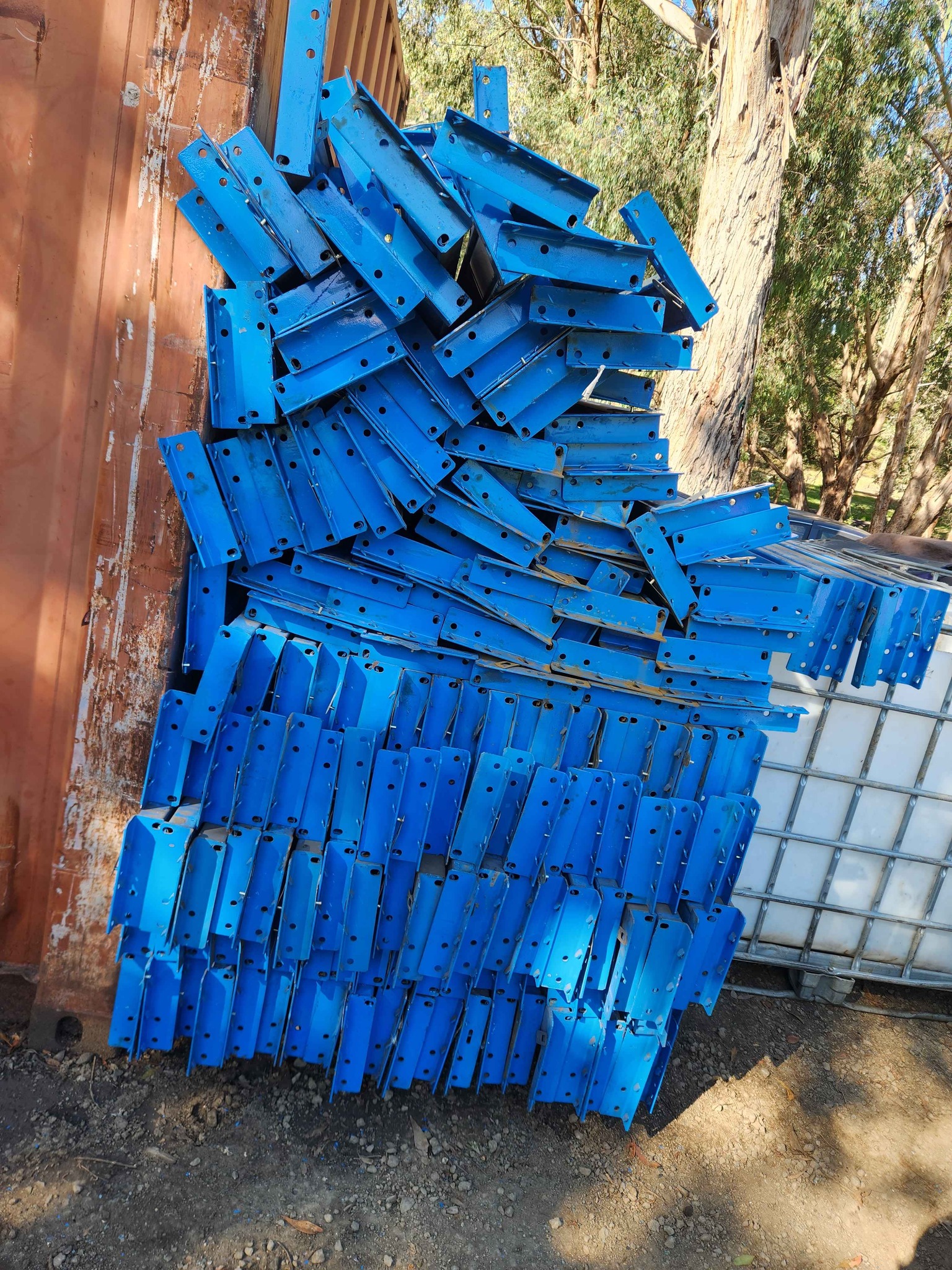 Palet racking x42 ,6mtr uprights x140 ,2600 x beams - Vehicle Trailers ...