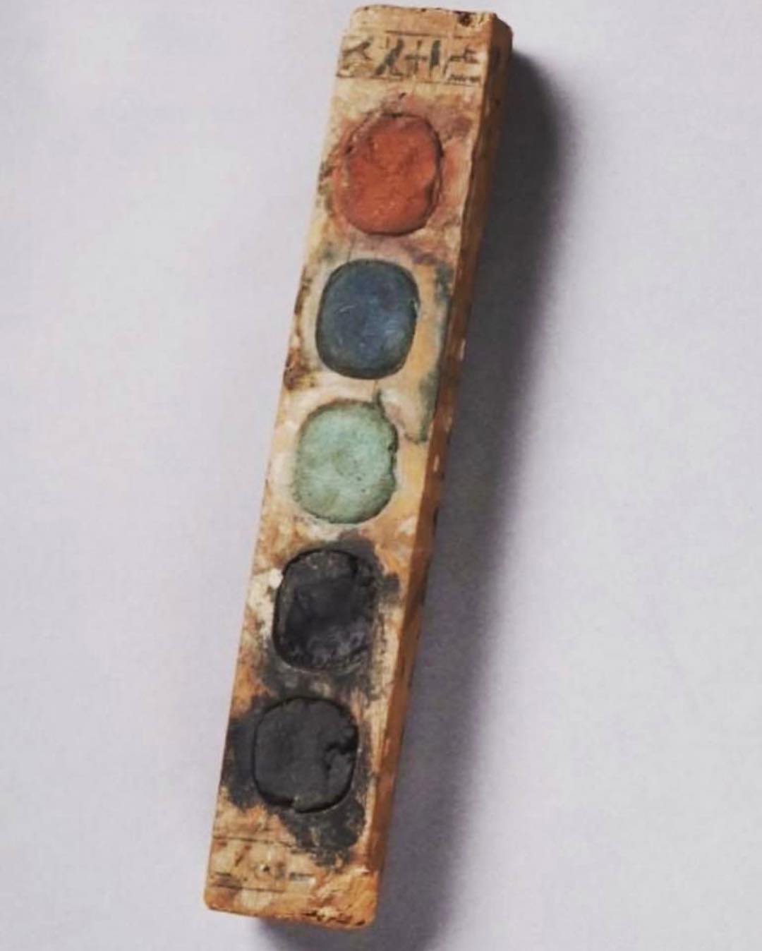 Hyder Gallery Center For Fine Art - Paint Palette Of Ancient Egyptian Temple Painter Vizier Amendemope Egypt Dynasty, 18, 1296 Bc Reign Of Amenhotep Ii, In The Cleveland Museum Of Art. So Cool! | Facebook