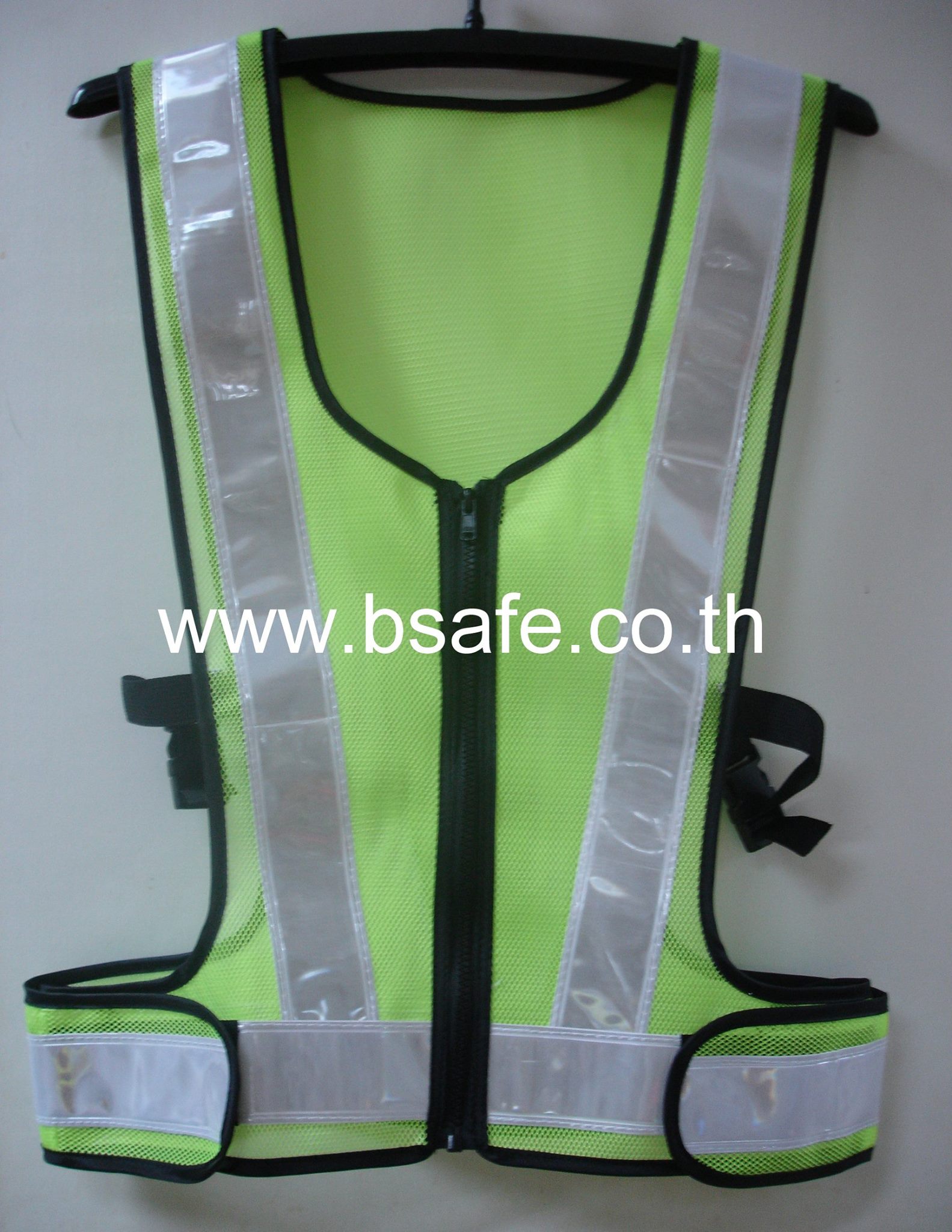 - บี-เซฟ... - Bsafe เสื้อสะท้อนแสง อุปกรณ์จราจร อุปกรณ์เซฟตี้ | Facebook