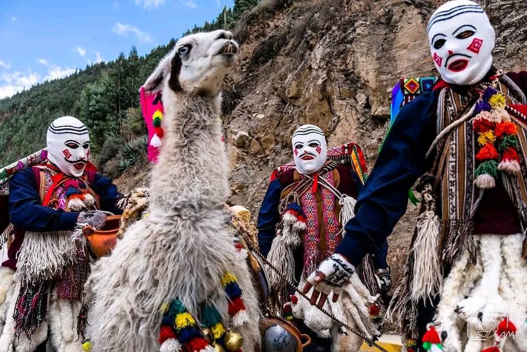 Artesanías - Mitos y leyendas de TARATA - LOS LLAMEROS Los llameros ...