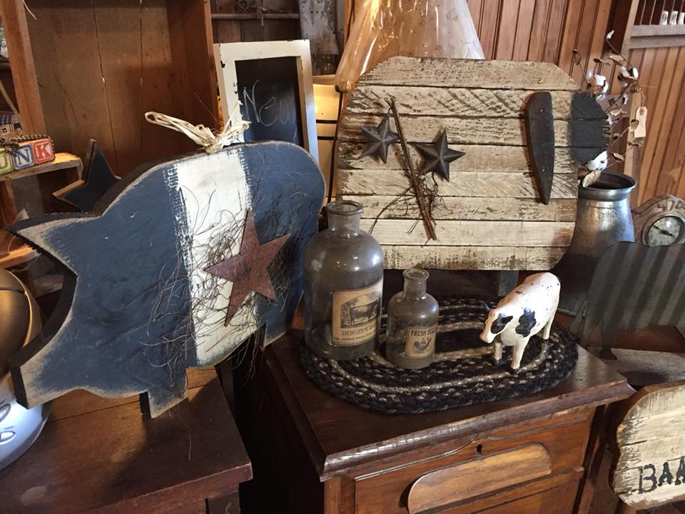 New farmhouse items, oh so cute!! - Rust Bucket Decor