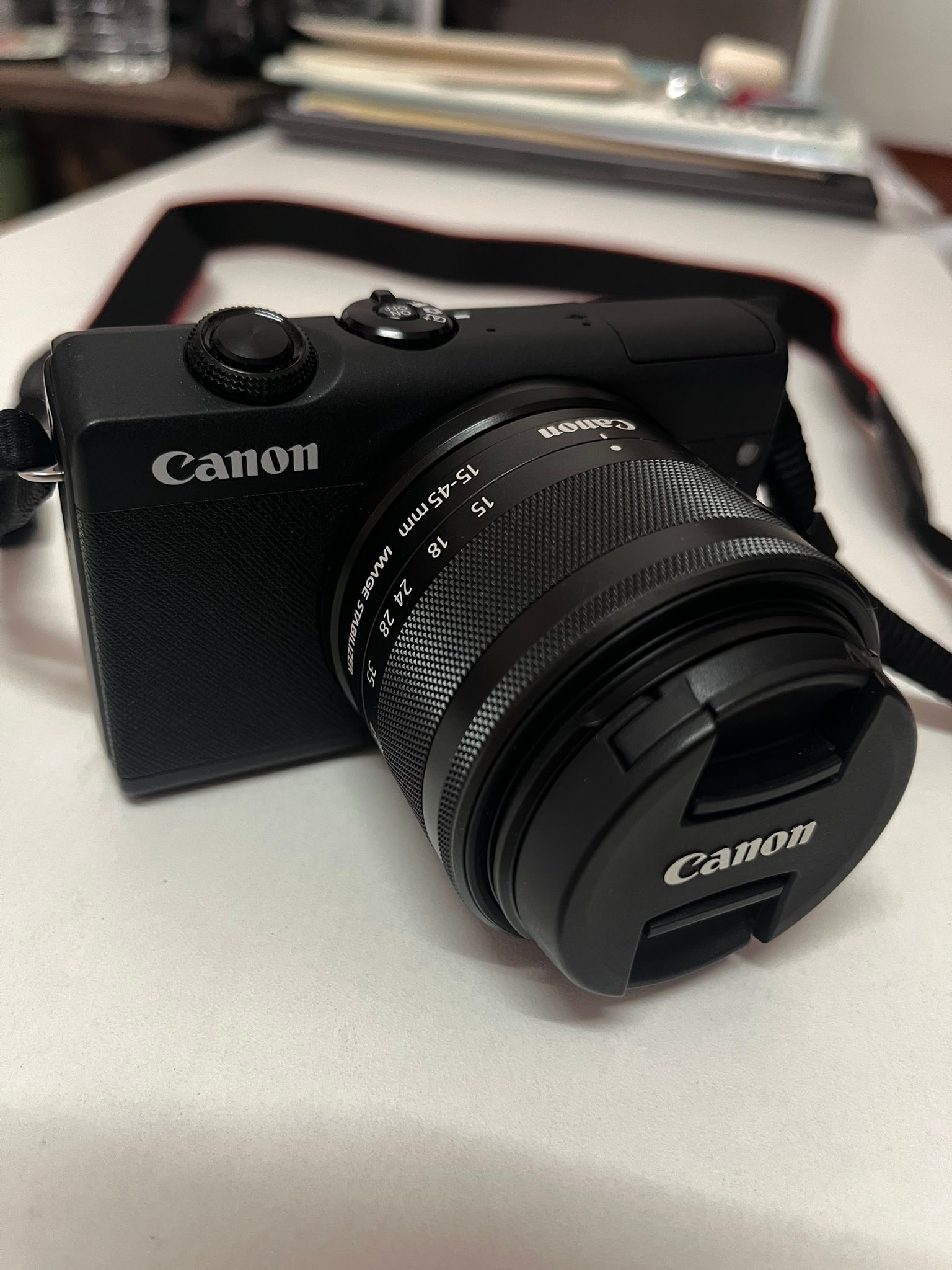 ขาย EOS M200 (EF-M15-45mm f/3.5-6.3 IS STM)