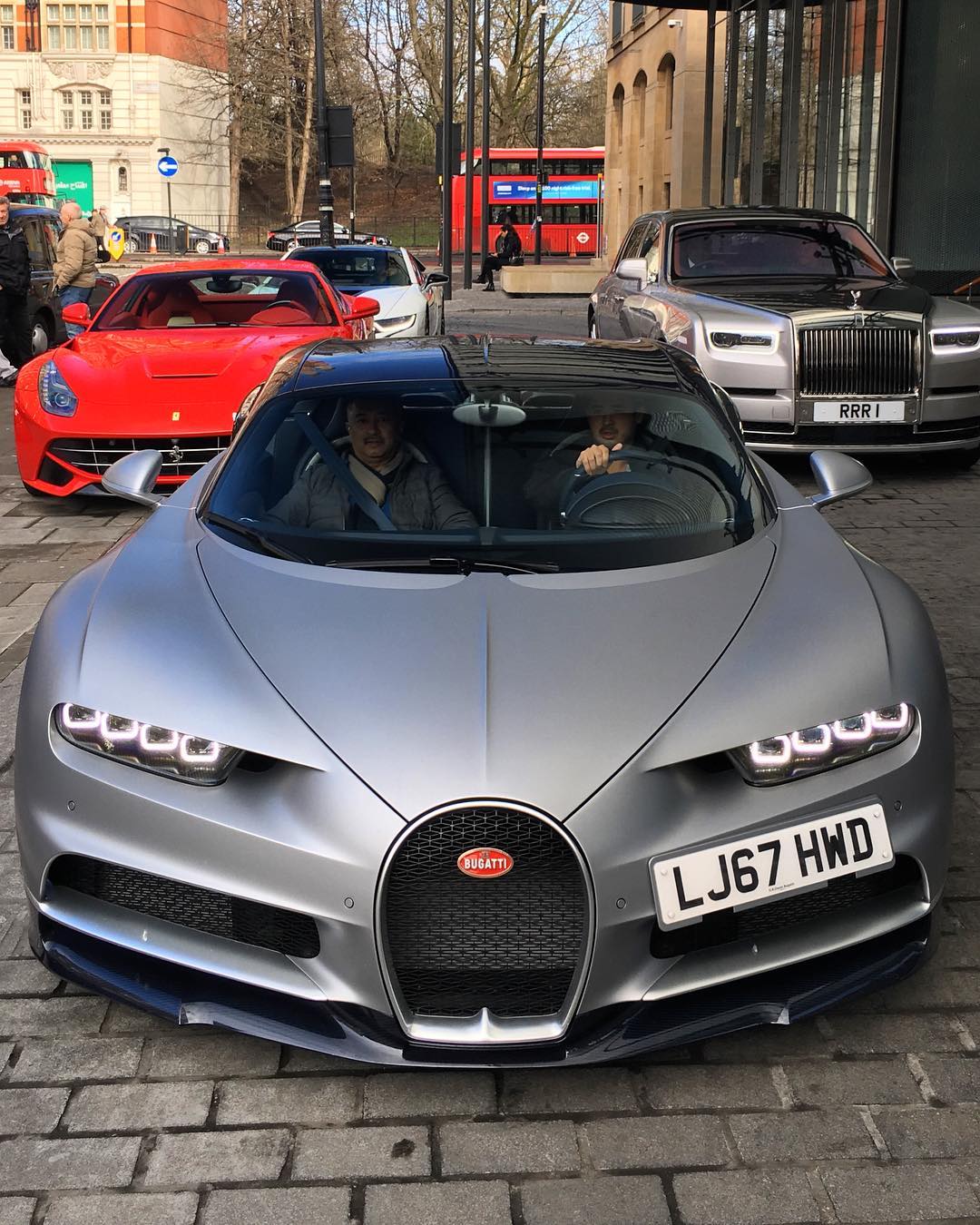 Bugatti Chiron The Space Grey Bugatti Chiron Out In Facebook
