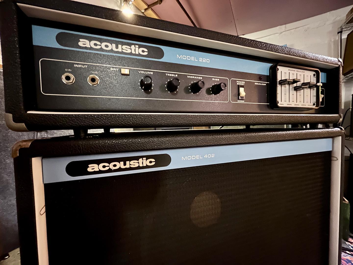 Playing Jaco Pastorius' old Acoustic Model B220 amp and 406 cab