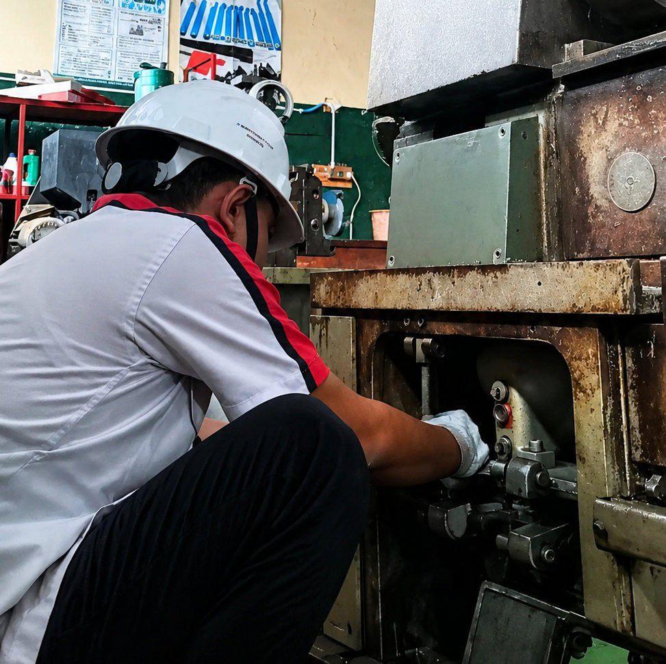 Student errors in welding Try to guess what's wrong 😁 | Dani Machining Blf
