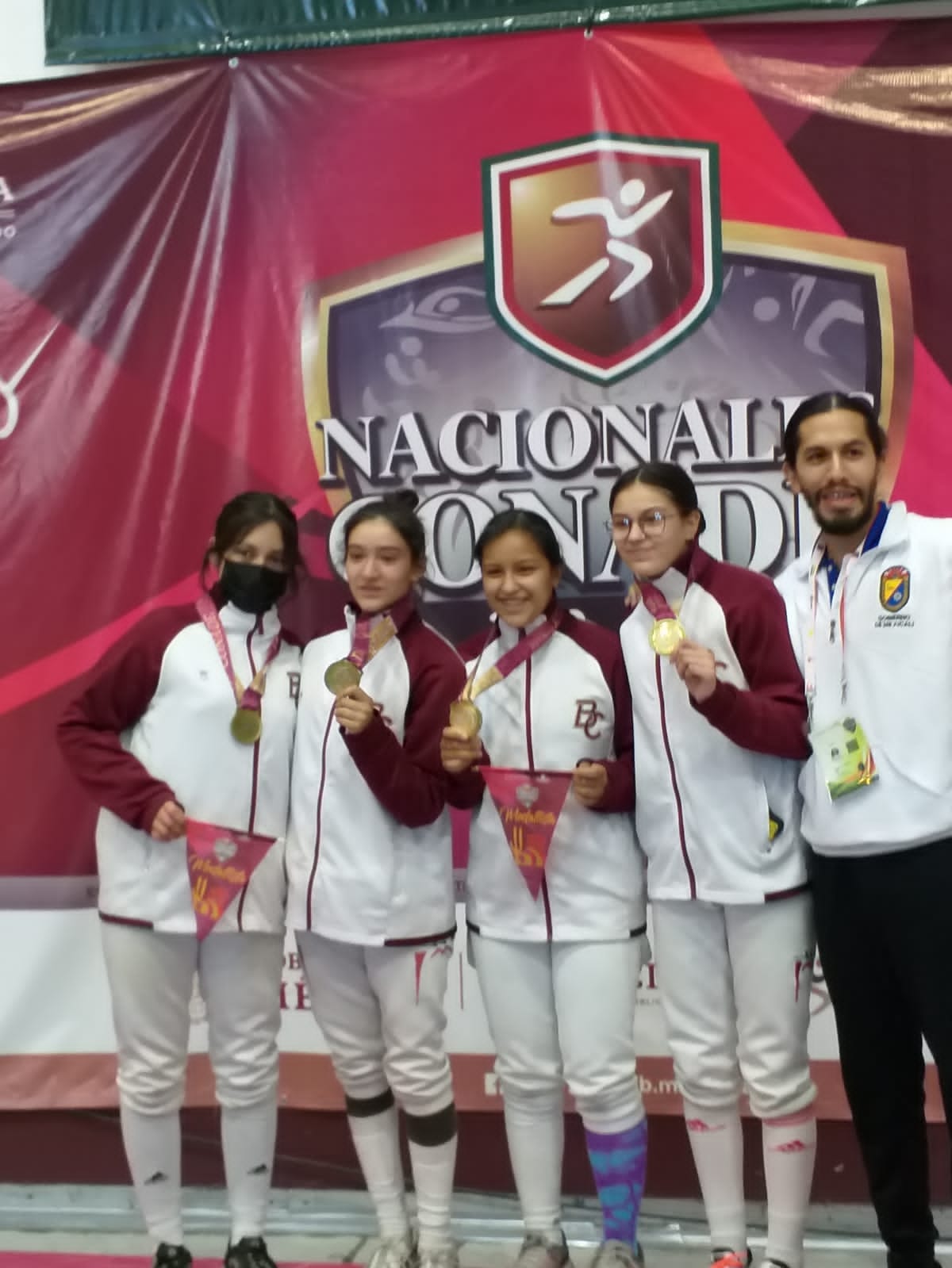 UNDL - Felicitamos a nuestra alumna de Bachillerato... | Facebook