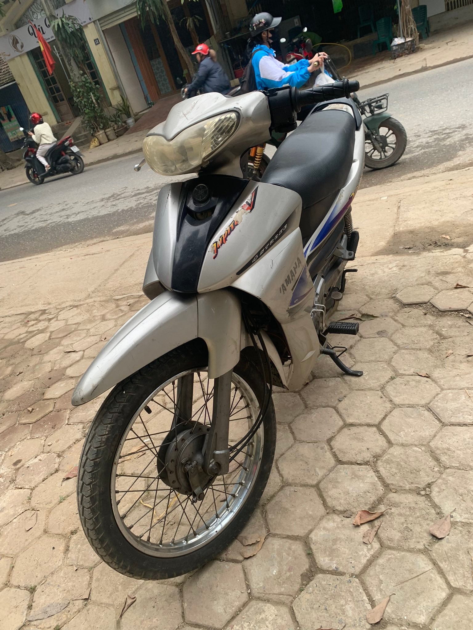 Thanh lý xe jupiter êm chất mời ae