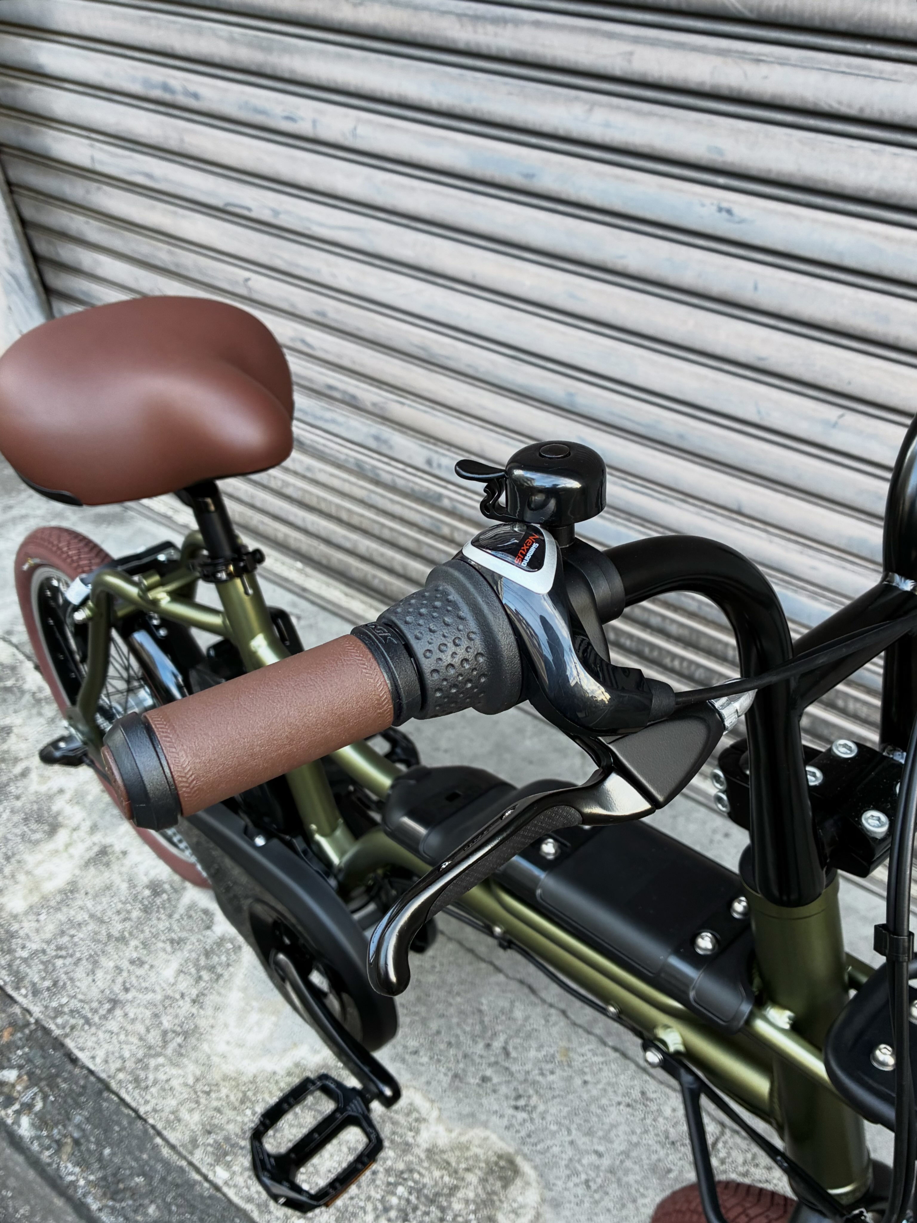 入荷情報 BRIDGESTONE RADAC RF6(53) 久しぶりに旧車入荷いたしました