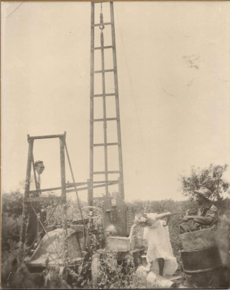 Moy’s Water Well Drilling Falls City TX