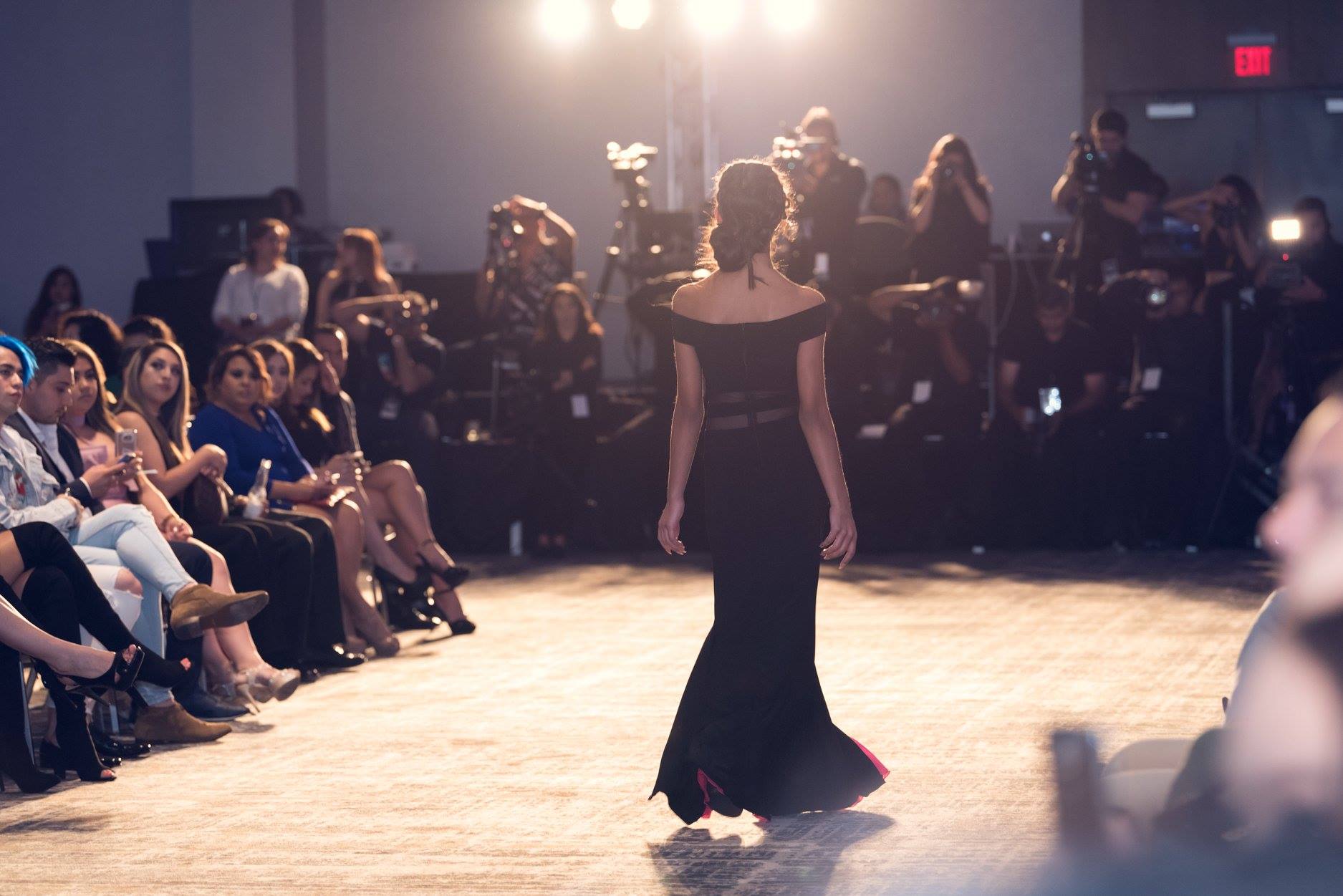 The Models Lab - THE MODELS LAB FASHION SHOW 2019 Las...
