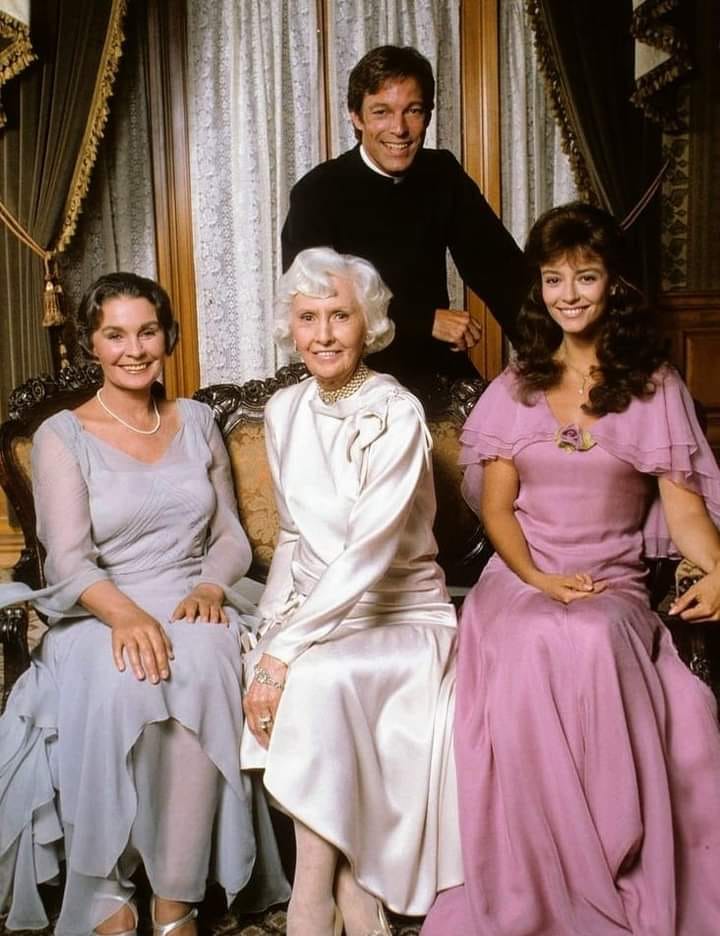 Jean Simmons, Barbara Stanwyck, Rachel Ward, Richard Chamberlain