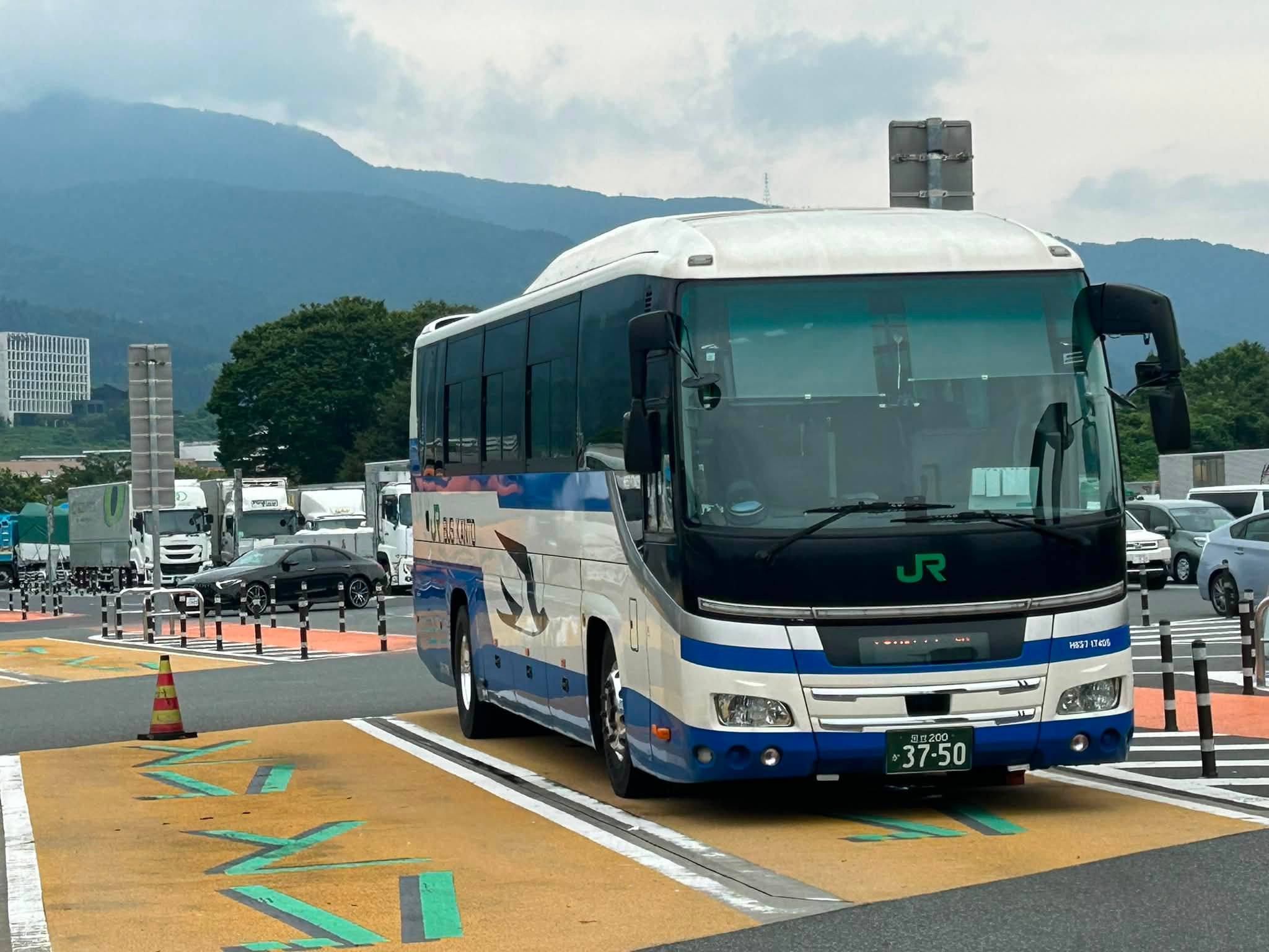 田01系統 箕輪辻経由 田名バスターミナル】 車種：いすゞPDGｰLR234J2