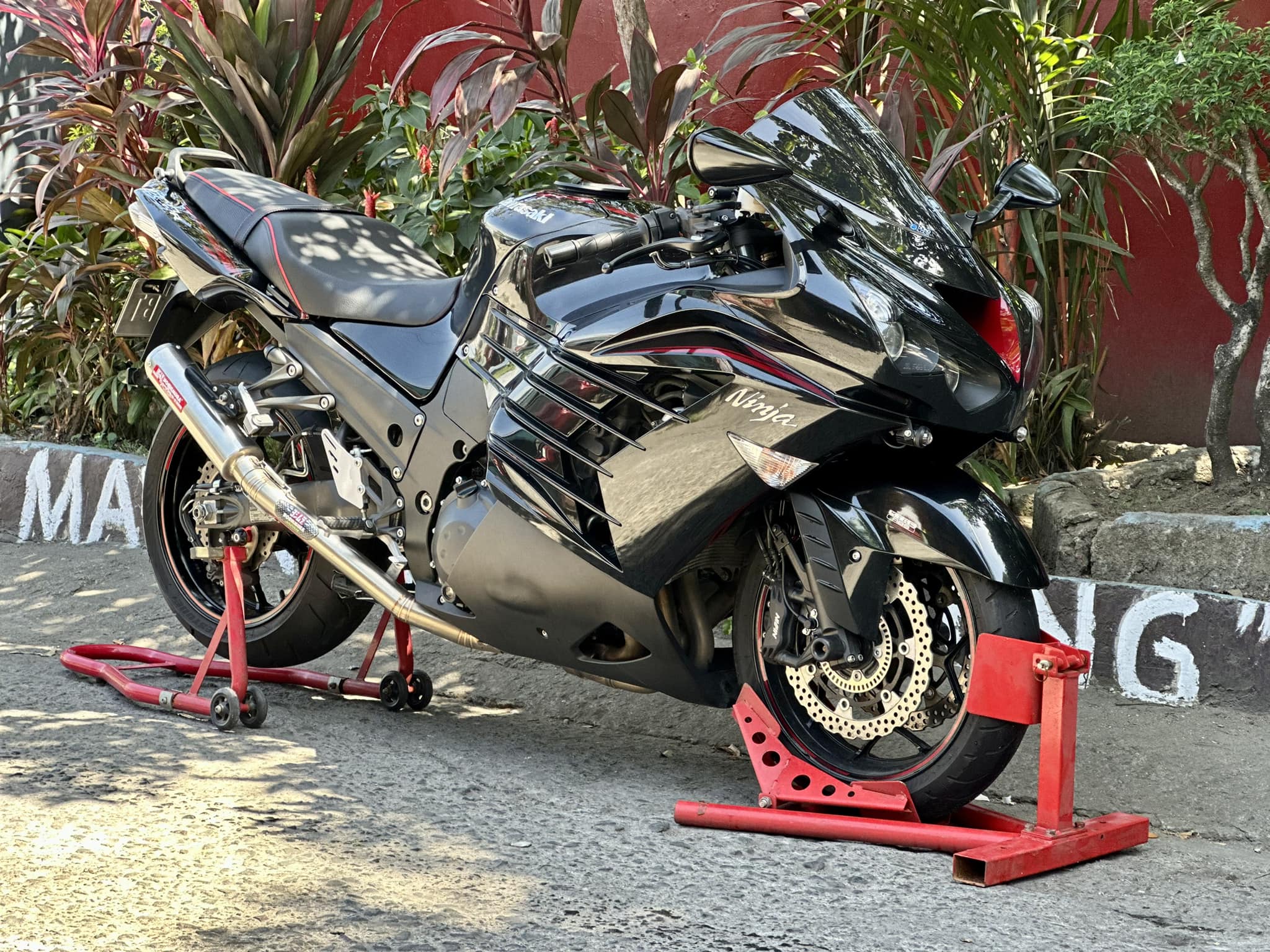 2022 Kawasaki Ninja ZX14R ABS motorcycle