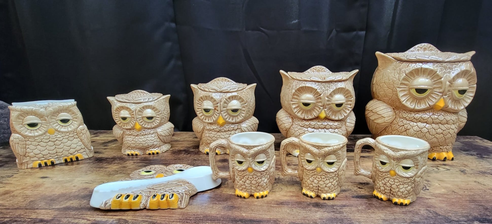 20 inch, insanely heavy, ceramic owl (sorry no banana for scale